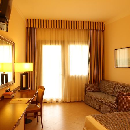 Hotel Resort Lido Degli Aranci Vibo Valentia megye Kültér fotó