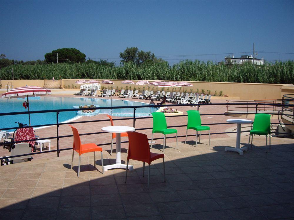 Hotel Resort Lido Degli Aranci Vibo Valentia megye Kültér fotó
