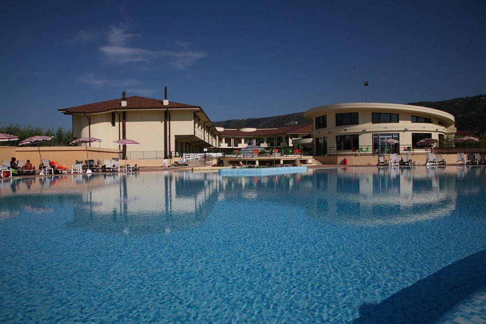 Hotel Resort Lido Degli Aranci Vibo Valentia megye Kültér fotó