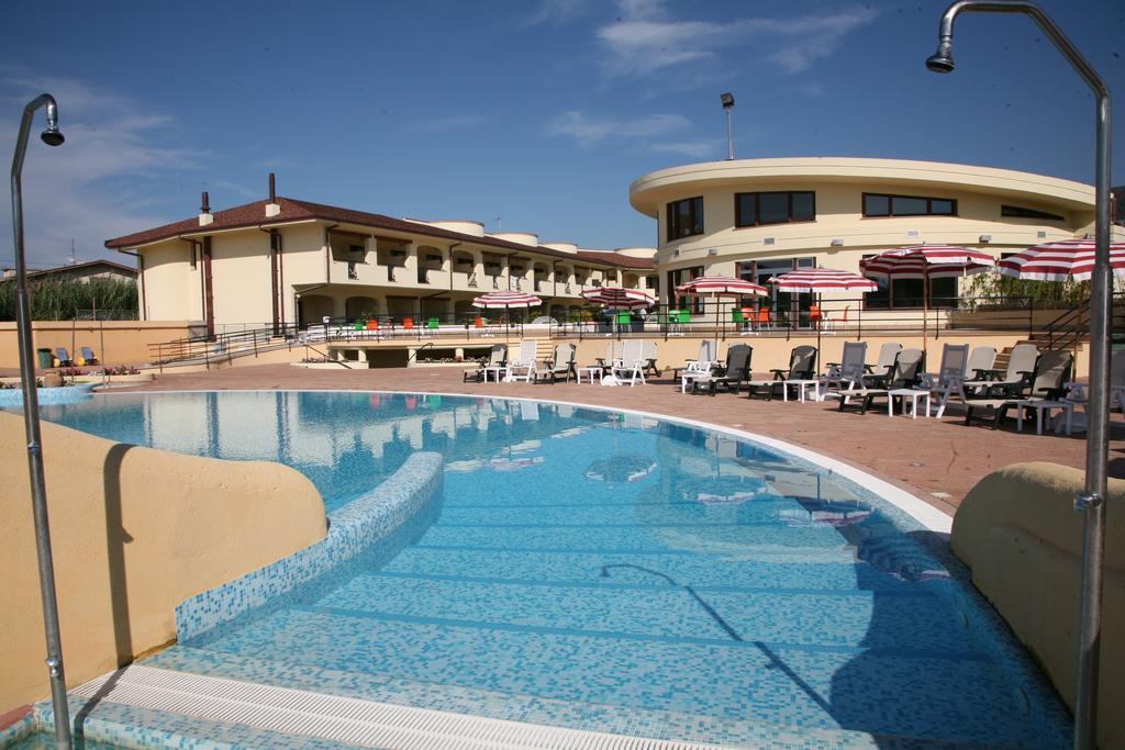 Hotel Resort Lido Degli Aranci Vibo Valentia megye Kültér fotó