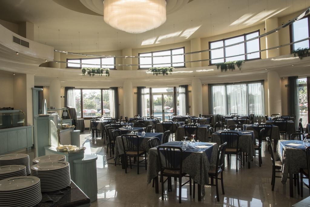 Hotel Resort Lido Degli Aranci Vibo Valentia megye Kültér fotó