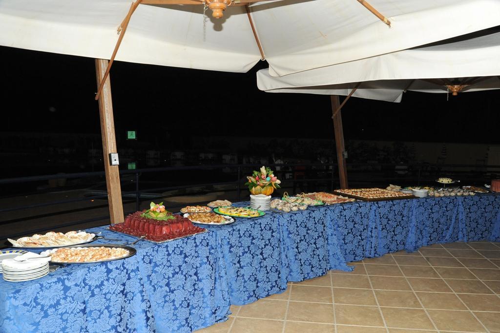 Hotel Resort Lido Degli Aranci Vibo Valentia megye Kültér fotó